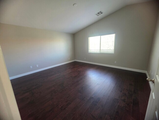 Building Photo - 1615 Legato Falls St