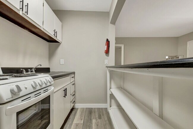 Building Photo - 2843 Cypress Way