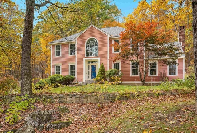 Building Photo - 13 Bear Hill Rd