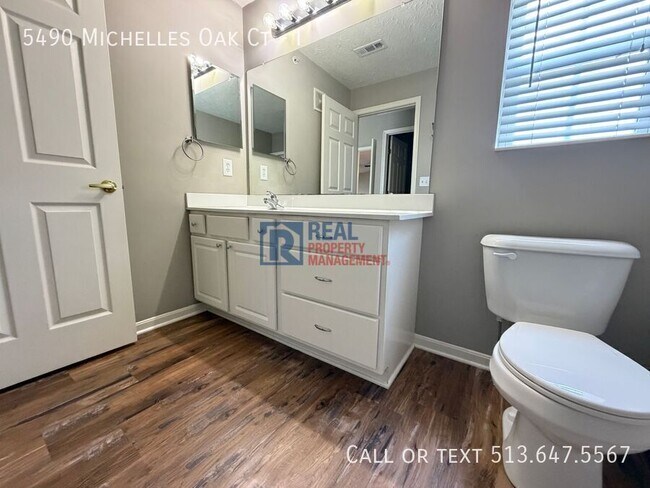 Building Photo - 5490 Michelles Oak Ct