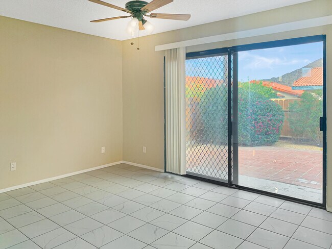 Building Photo - 53666 Avenida Vallejo