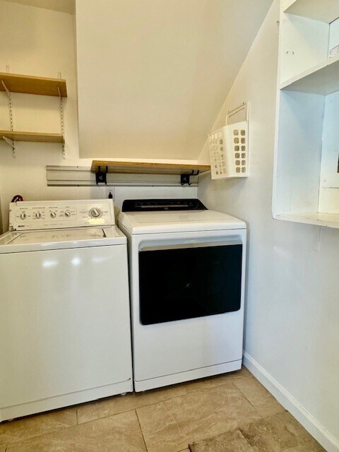 Building Photo - 1745 Countrywood Ct