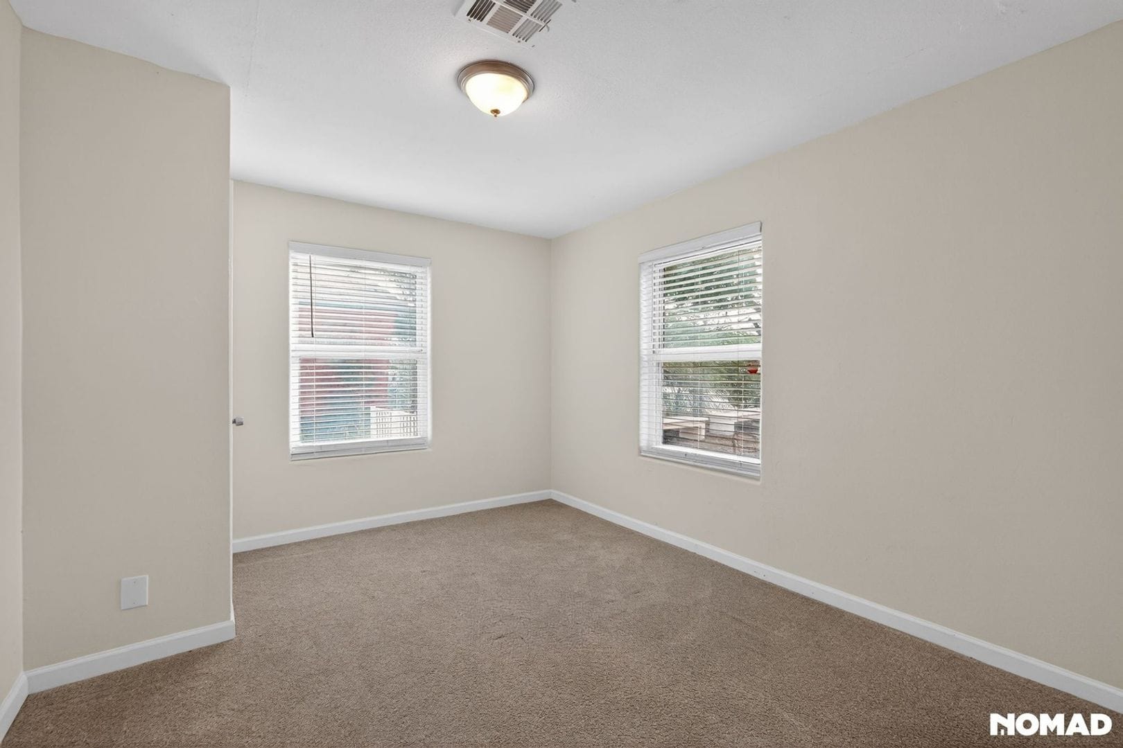 Building Photo - 1714 E Madison St