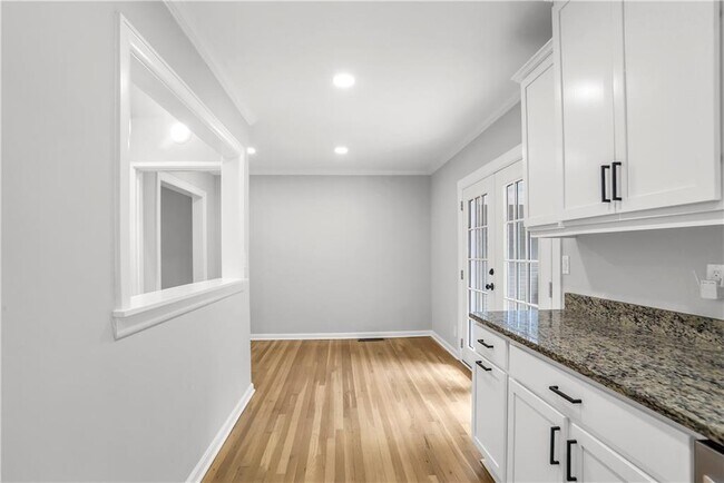 Building Photo - 2925 Arden Rd NW