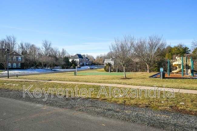 Building Photo - 13568 Heritage Farms Dr