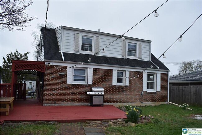 Building Photo - 538 S 23rd St