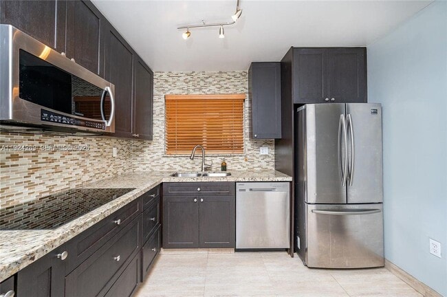 Building Photo - 14915 SW 80th St