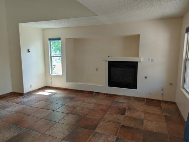 Building Photo - 3500 Yippee Calle Ct NW