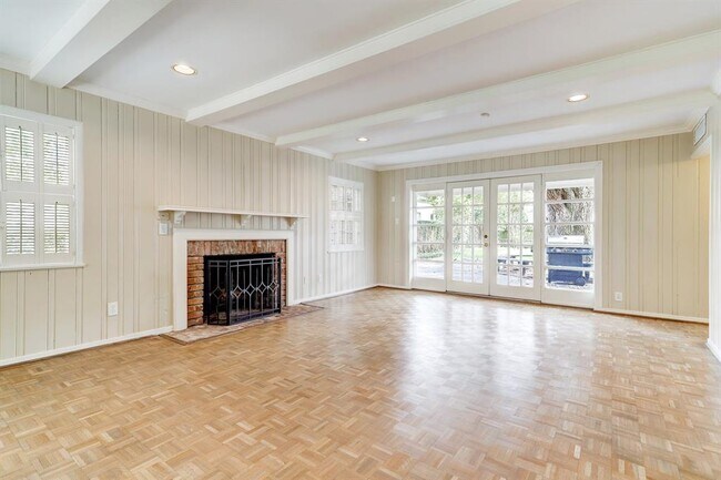Building Photo - 2607 Avalon Pl