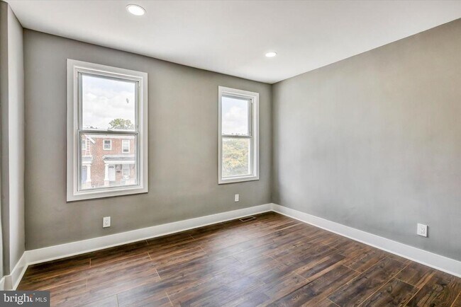 Building Photo - 3015 Spaulding Ave