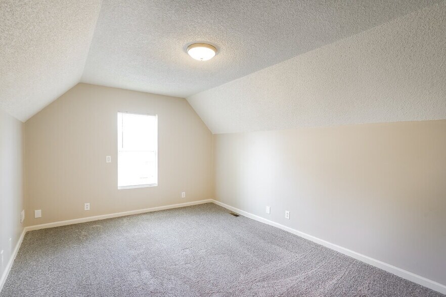 Building Photo - 2917 Starboard Dr