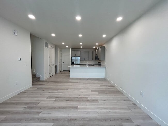 Building Photo - Stylish New Home Surrounded by Greenbelts and Outdoor Recreation