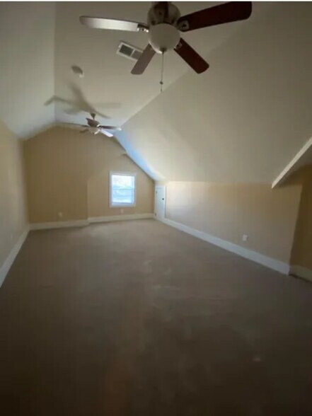 Bonus room/bedroom - 22 Twin Oaks Dr