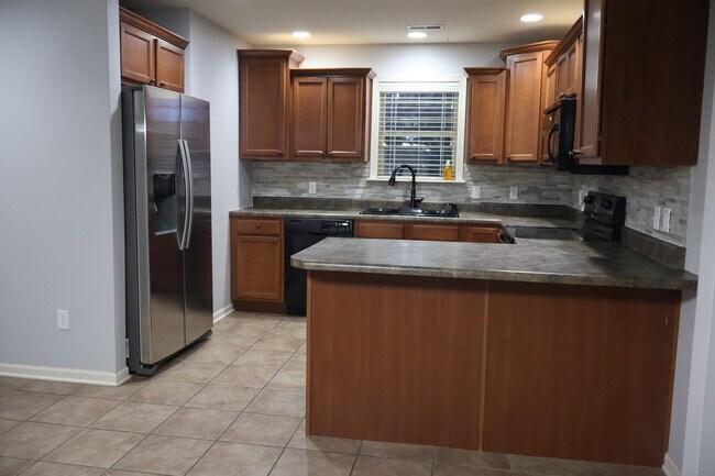 Building Photo - 5806 Freeport Way