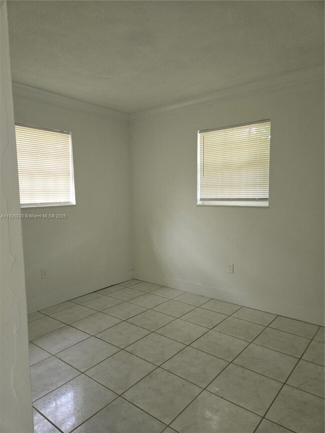 Primary Photo - 5401 SW 38th Ct