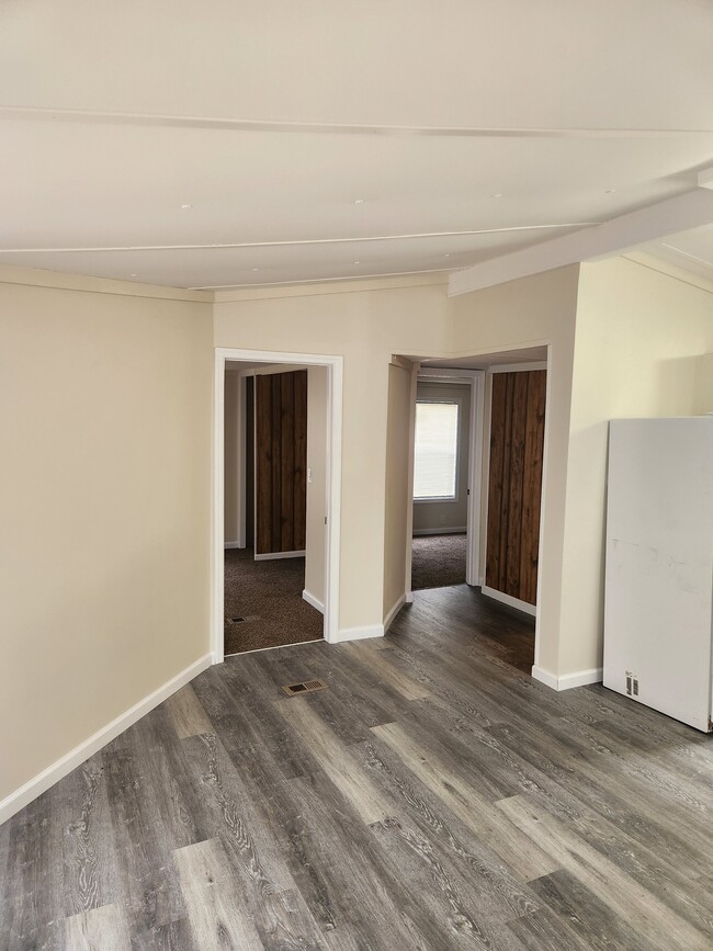 Building Photo - 743 Three Bridges Estates Cir