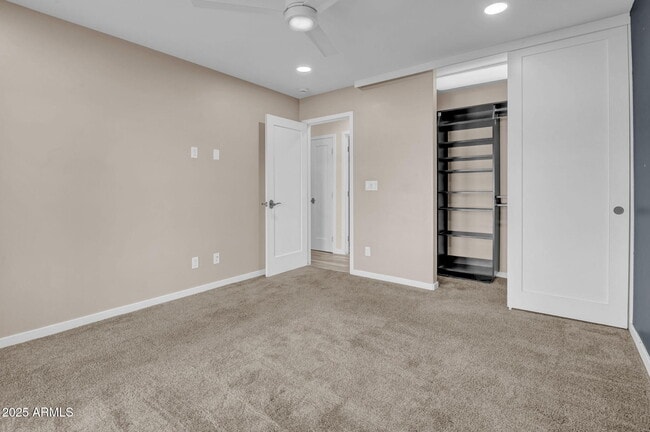 Building Photo - 8234 E Heatherbrae Ave