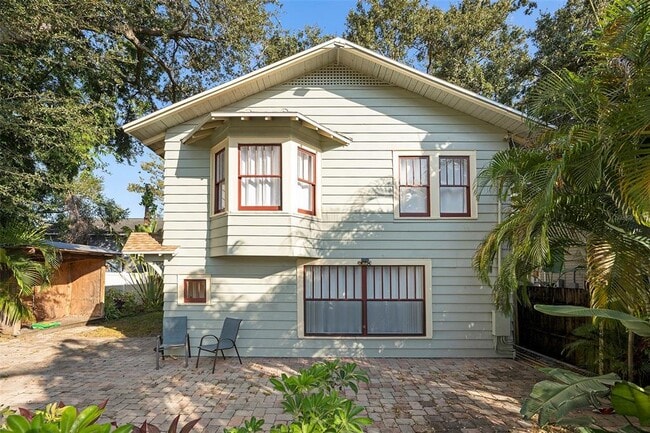 Building Photo - 309 W Osborne Ave