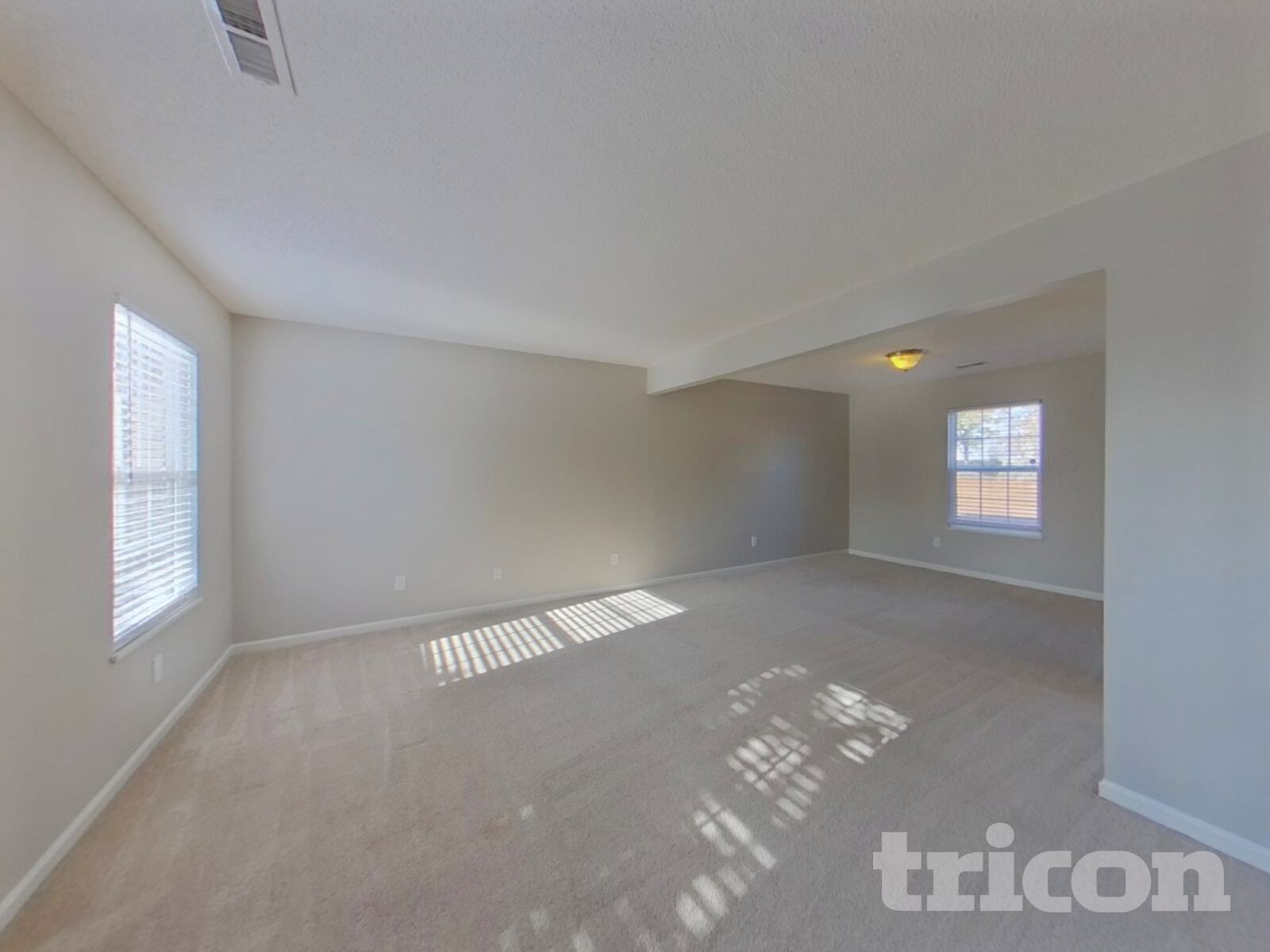 Building Photo - 732 Elderberry Ln