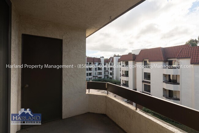 Building Photo - 5845 Friars Rd