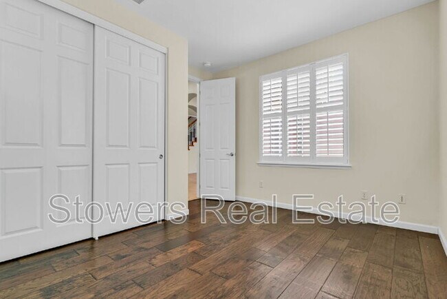 Building Photo - 1709 Campanula Dr