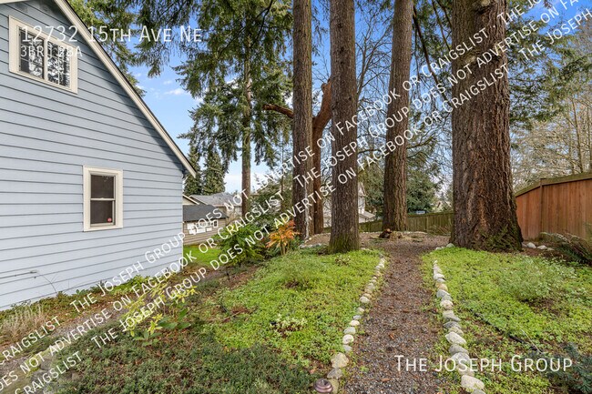 Building Photo - 12732 15th Ave NE