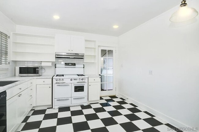 Building Photo - 4524 Maryland Ct