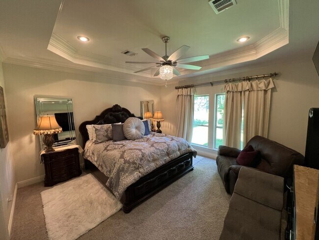Building Photo - Luxury 4 Bedroom Home in Zachary’s Audubon Lakes