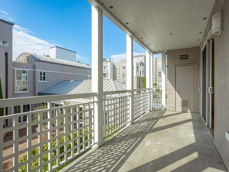 Building Photo - 3901 Lick Mill Blvd