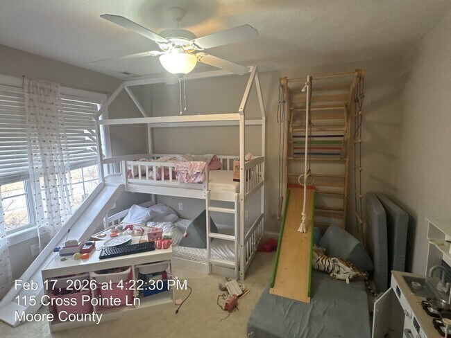 Building Photo - 115 Cross Pointe Ln