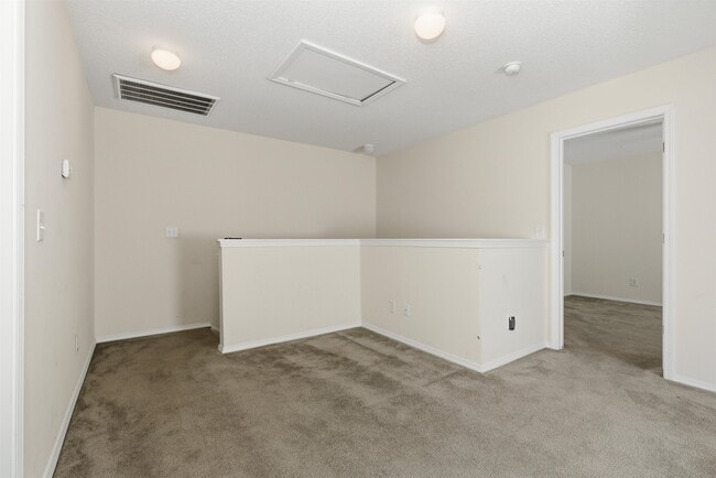Building Photo - 320 Kiskadee Loop