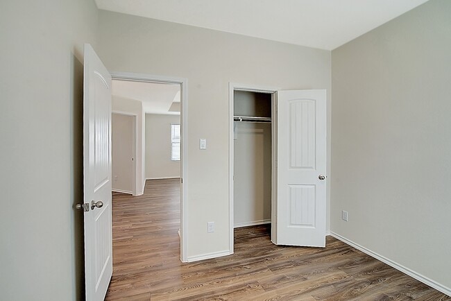 Building Photo - 14421 Conifer Dr