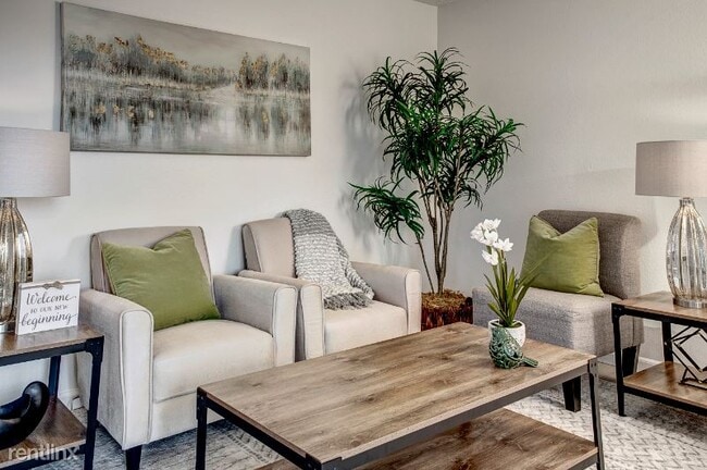 Building Photo - 14510 124th Ave NE