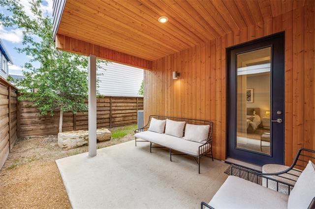 Building Photo - 1022 Barsotti Ct