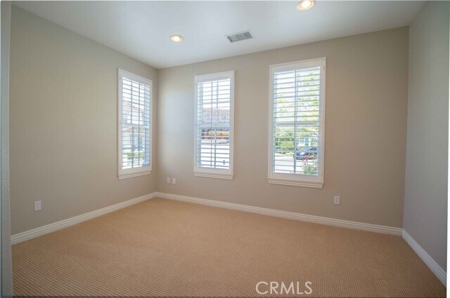 Building Photo - 4684 Luna Ct