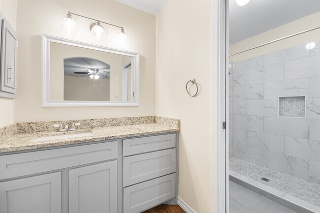 Building Photo - 8310 Watch Tower St