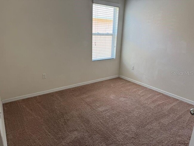 Building Photo - 363 Nova Dr