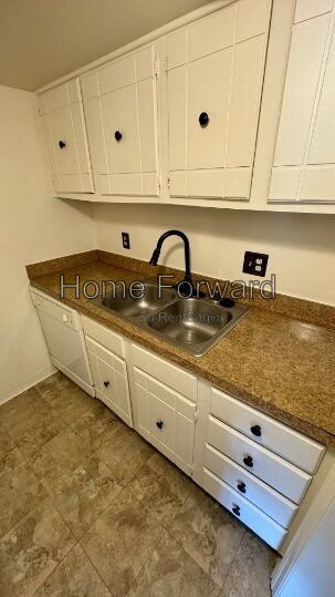 Building Photo - 175 Malabu Dr