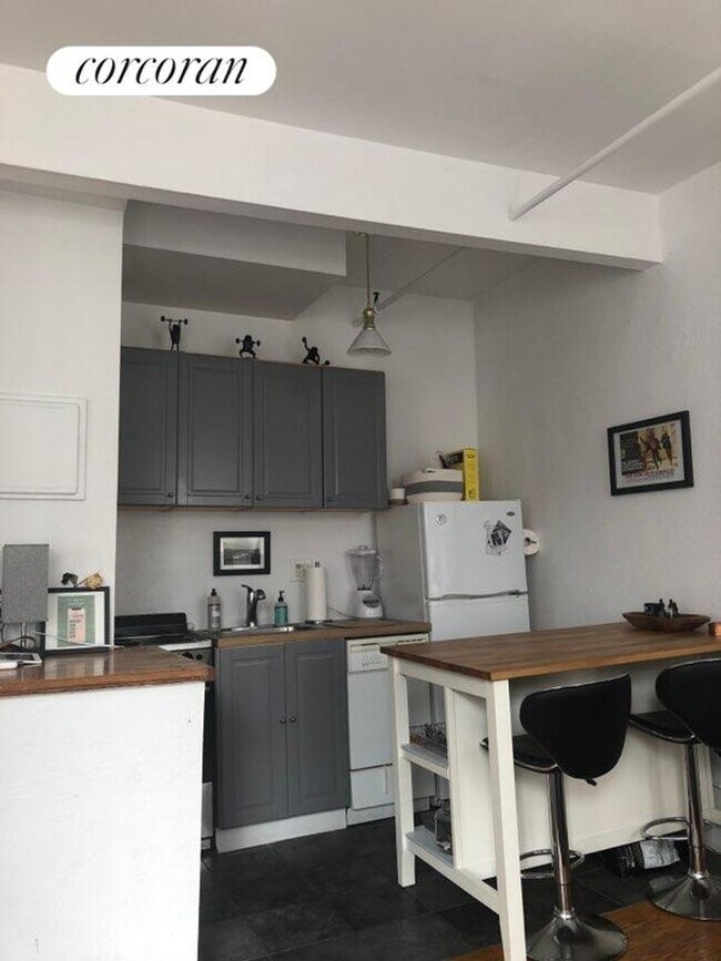 Building Photo - 496 LaGuardia Pl