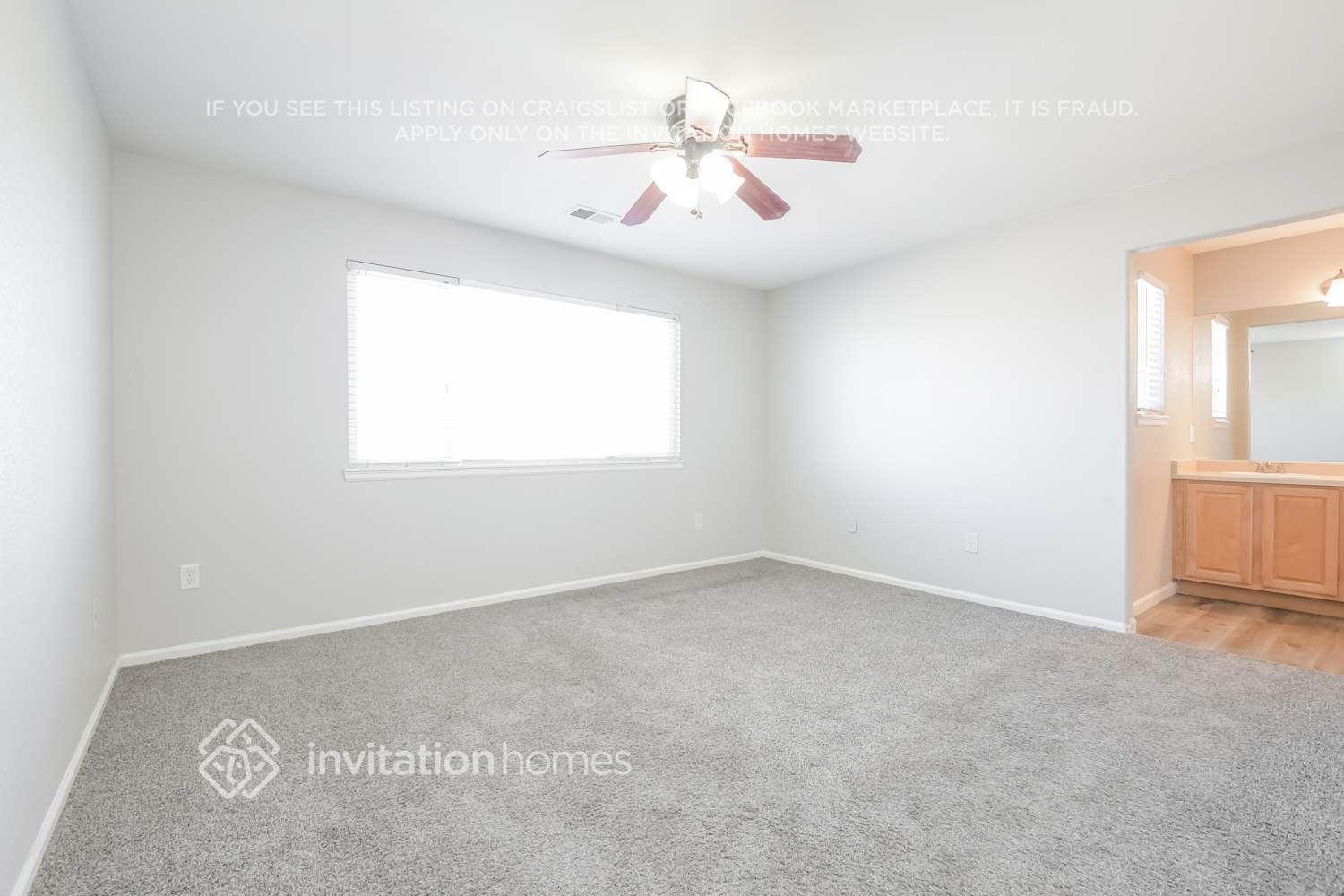 Building Photo - 19398 E 58th Dr