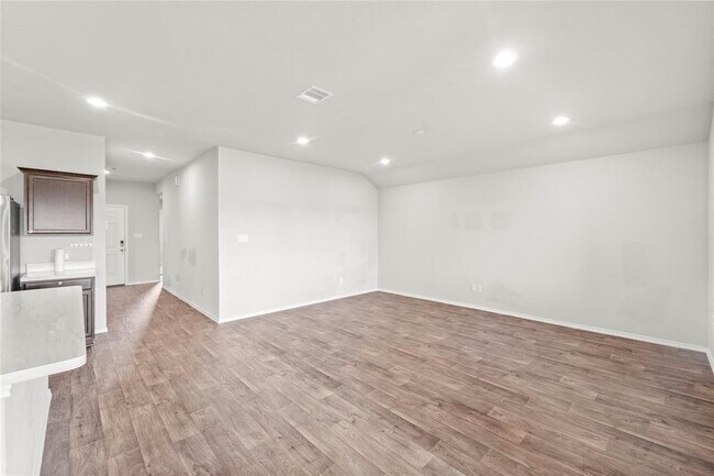 Building Photo - 20926 Belmont Village Wy