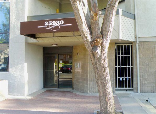 Building Photo - 25930 Kay Ave