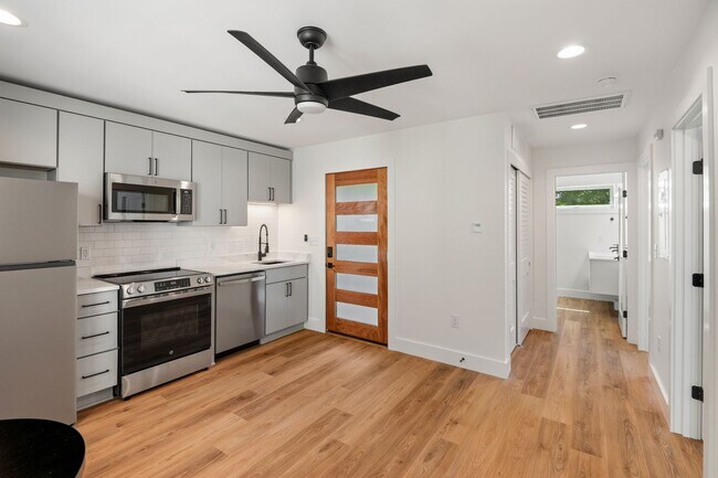 Building Photo - 507 Dupree St