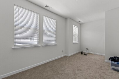 Building Photo - 2022 Laycock Ln