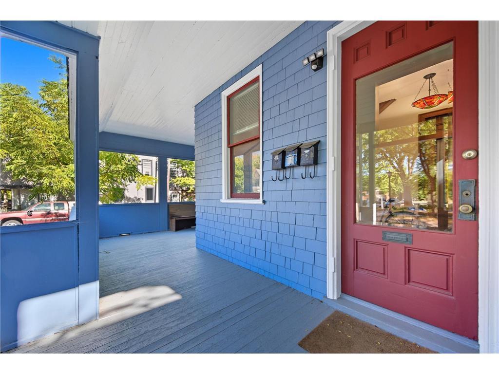 Building Photo - 2701 DuPont Ave S