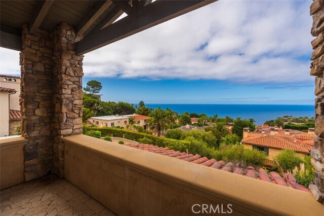 Building Photo - 7307 Lunada Vista