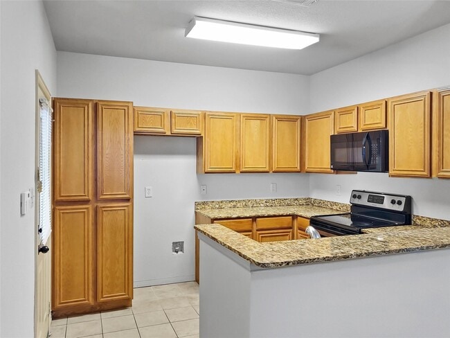 Building Photo - 2324 Calendar Ct