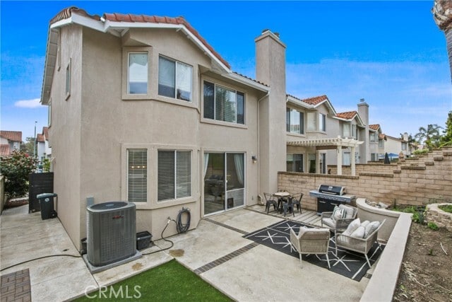 Building Photo - 24281 Briones Dr