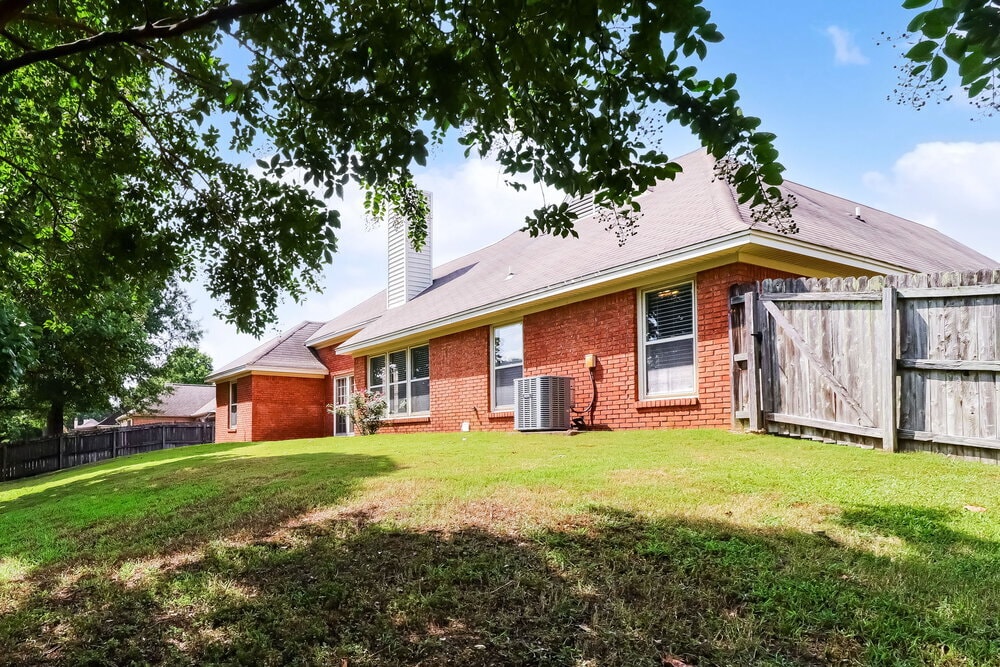 Building Photo - 8607 Bazemore Rd