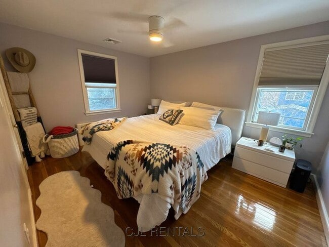 Building Photo - 41 Beaverbrook Rd